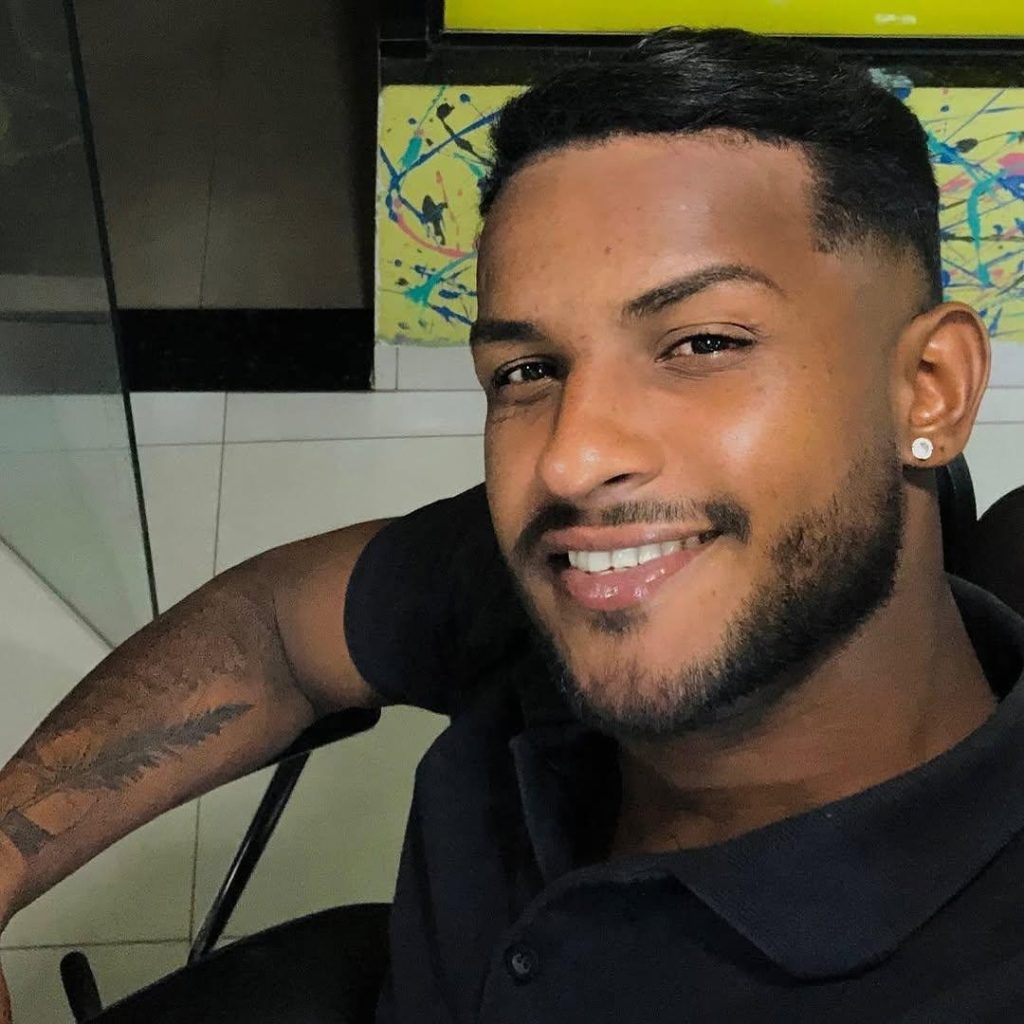 Jovem de 24 anos morre após ser golpeado com canivete na perna durante briga
