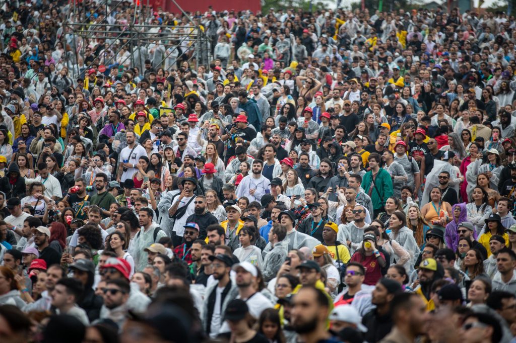 Mais de 20 atrações cancelaram shows no Lollapalooza desde que o festival chegou ao Brasil; veja lista