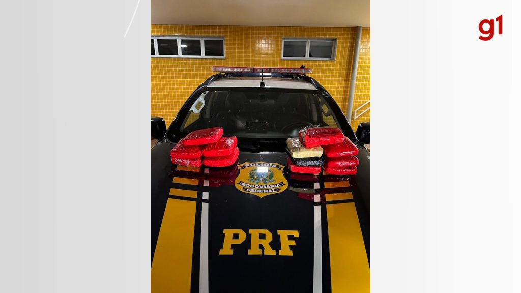 Casal é flagrado com 13 kg de supermaconha escondidos em painel de carro na BR-153