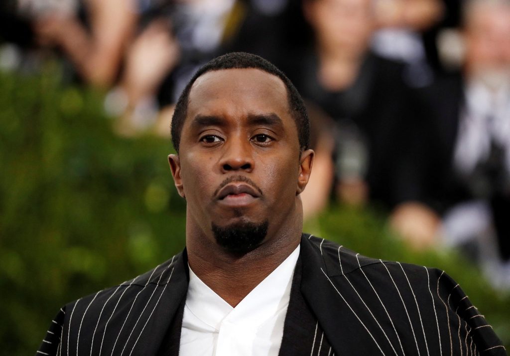 Sean ‘Diddy’ Combs sofre tentativa de ataque com faca dentro da prisão, diz site