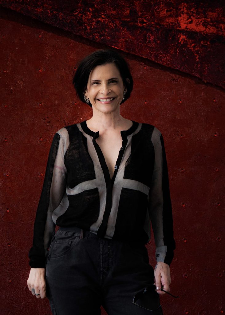 Marina Lima tem vozes de Mano Brown e Fernanda Montenegro em faixa colaborativa do álbum ‘Ópera Grunkie’