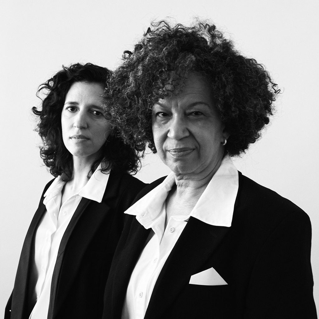 Cantora Juçara Marçal e pianista Thais Nicodemo se afinam nos ruídos que (des)norteiam o álbum ‘Dessemelhantes’