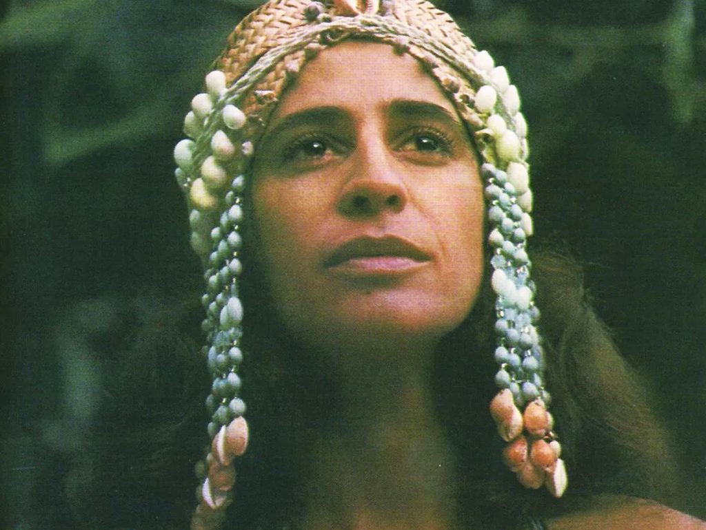 Álbum que fez Maria Bethânia alçar voo nas rádios, ‘Pássaro proibido’ faz 50 anos com a altivez e a imponência de 1976