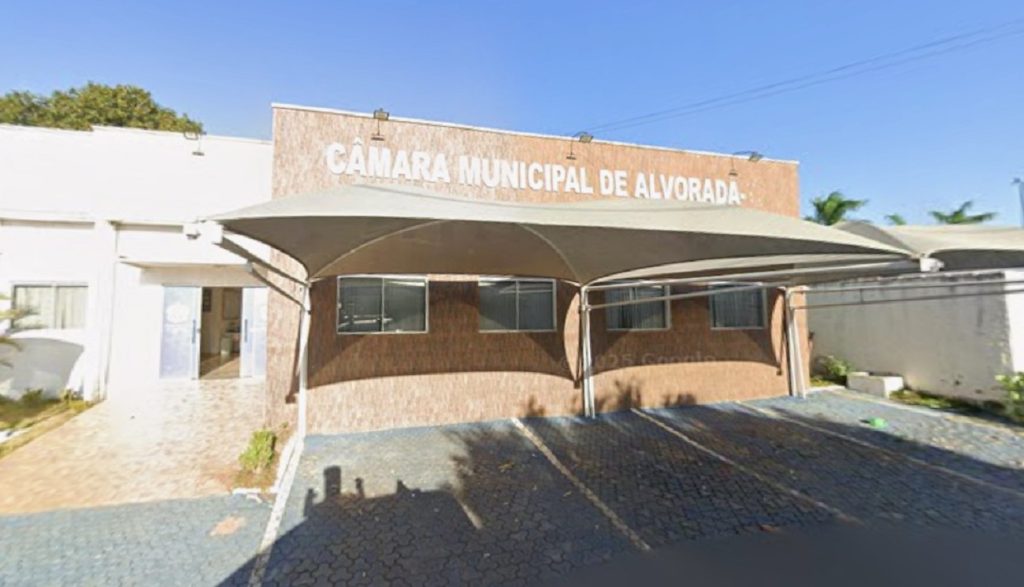 Justiça determina concurso em Câmara Municipal que tem um único servidor efetivo no TO
