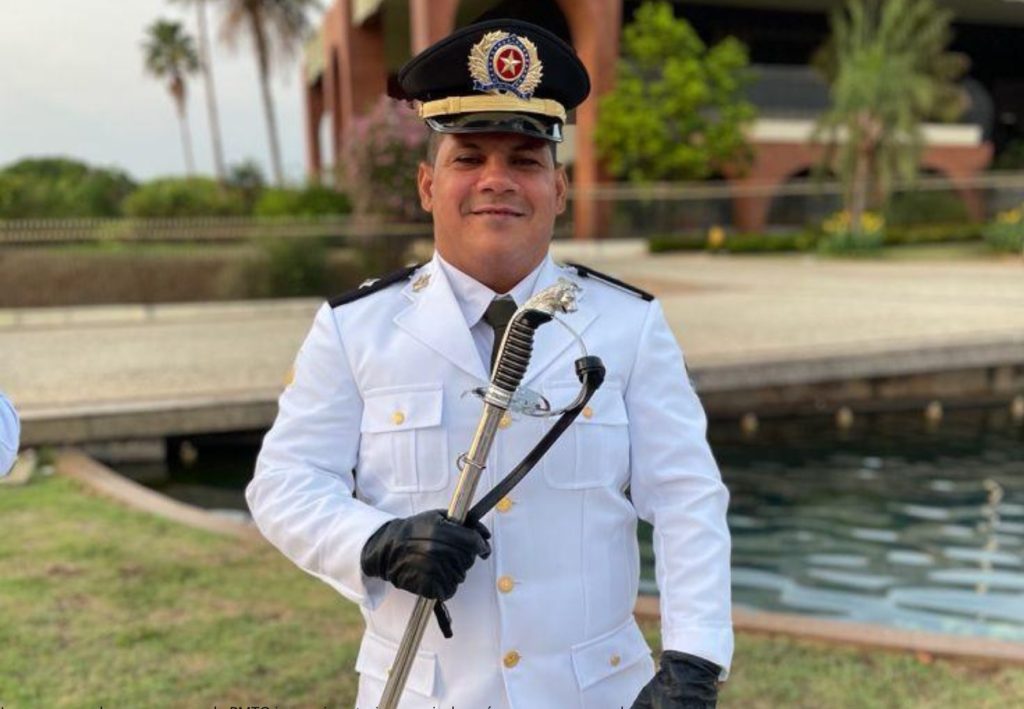 ‘Vamos sofrer muito sem ele’, diz viúva de PM que morreu após sofrer queimaduras ao fritar peixe