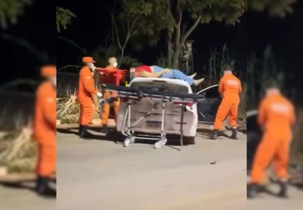 Motociclista é resgatada no teto de carro após acidente de trânsito no TO; VÍDEO