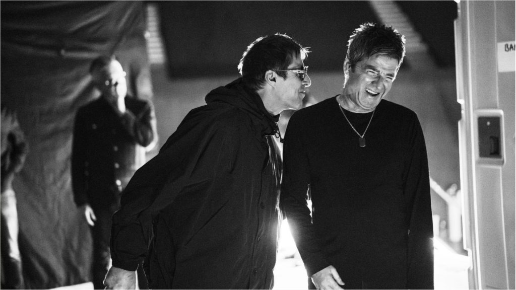 Documentário do Oasis terá primeira entrevista dos irmãos Gallagher em mais de 25 anos