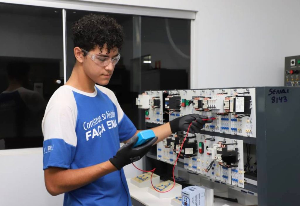 Senai oferece mais de mil vagas em cursos técnicos com bolsas de estudo no Tocantins