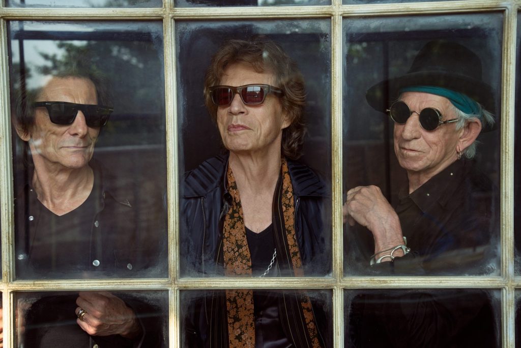 Rolling Stones anunciam novo álbum com participação de Paul McCartney e Robert Smith