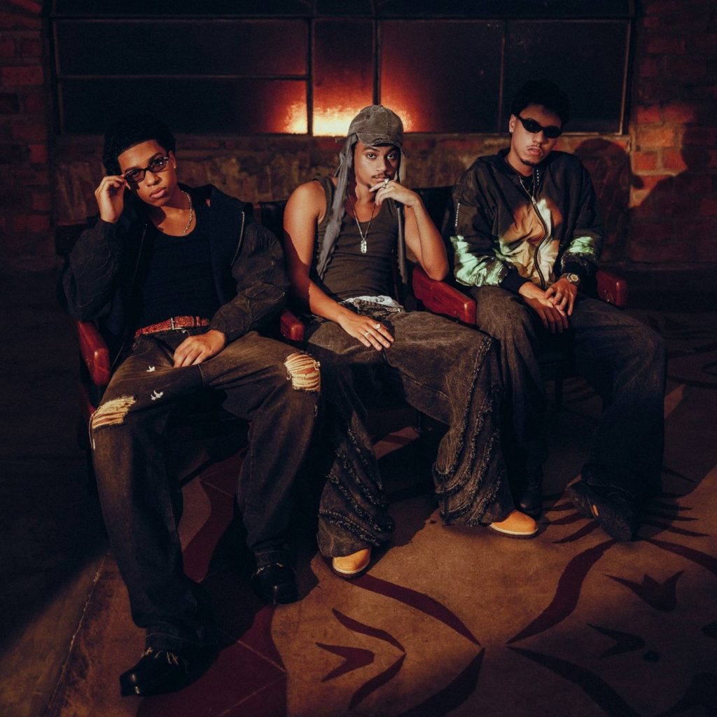 Trivia, grupo formado por um filho e dois netos de Djavan, lança o álbum ‘Momentum’ com feats com BK e Melly