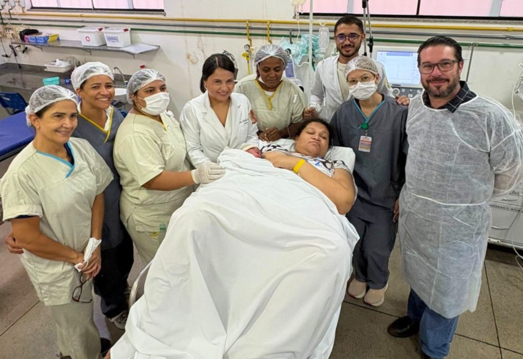 Sem saber que estava grávida, mulher procura UPA em Palmas com dores e dá à luz no banheiro